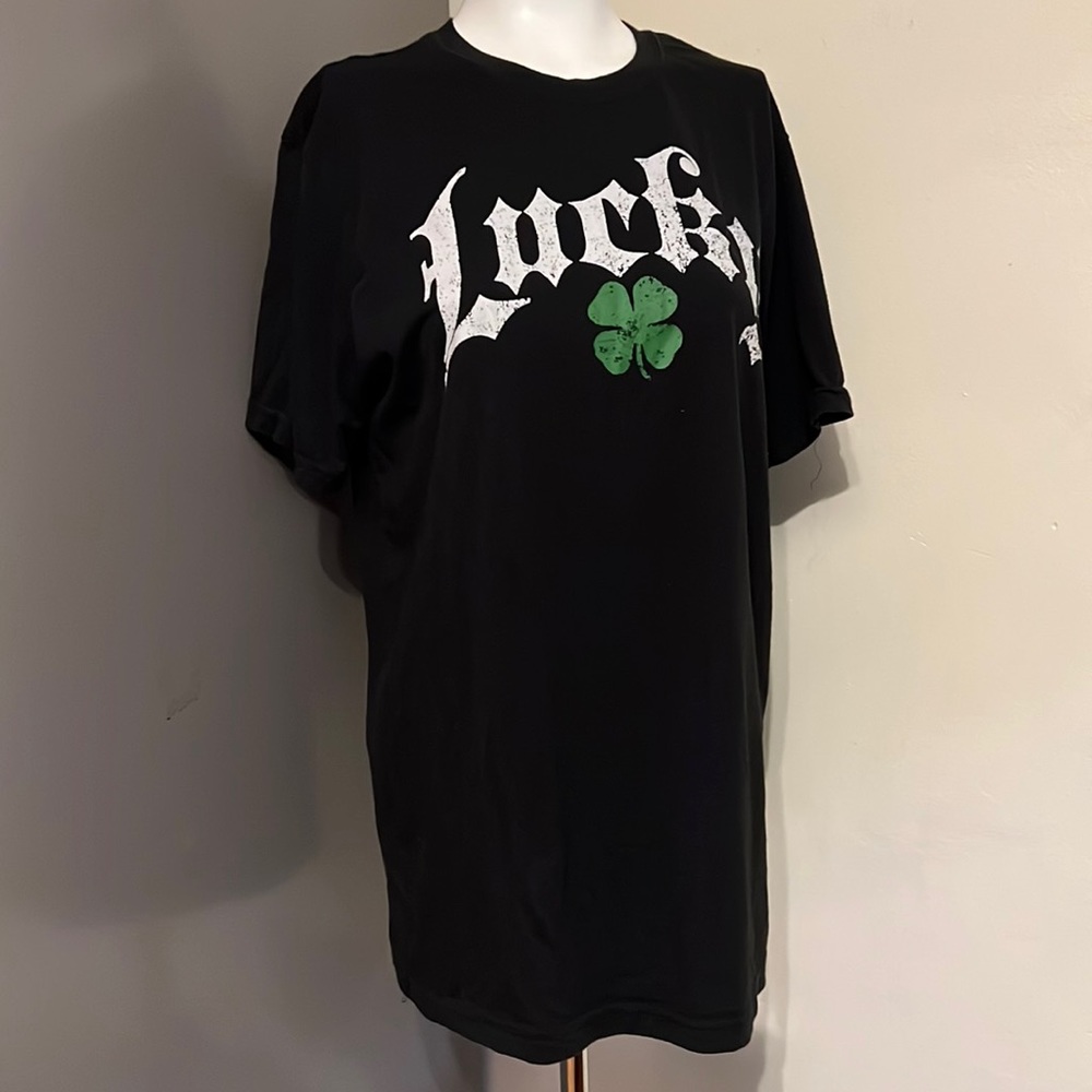 Lucky T shirt medium, St Patrick Day Irish